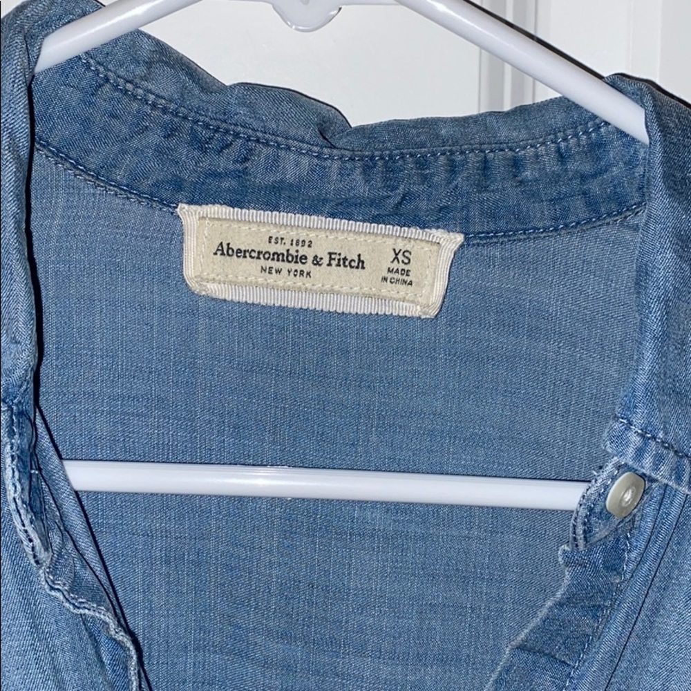 Blue Jean button down - Picture 4 of 5